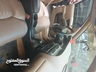  4 بونتيك جراند بركس سيارة ماشاء الله  مش ناقصة برغي