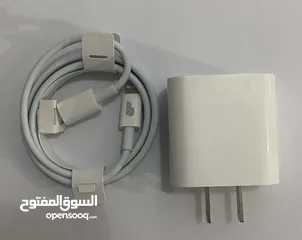  6 iPhone charger/شاحن آيفون