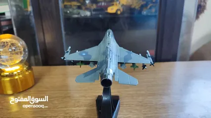  20 نموذج طائرة حديد F16