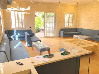  43 فيلا مفروشة للإيجار 1400م2 ( Property 38610 )-175034702