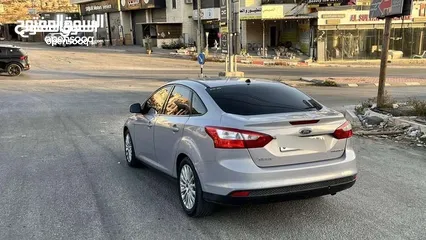  2 فورد فوكس 2013 للبيع كاش