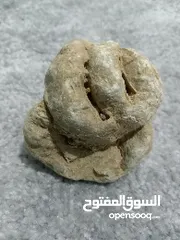  1 ما هذا الحجر؟
