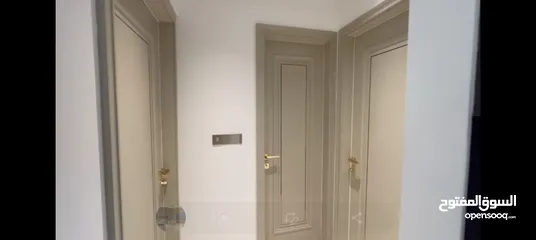  11 شقة  مفروشة للإيجار ( Property 42806 )-174904682