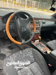  2 مرسيدس للبيع قرش ونص  مرخص سنه سبب البيع خارج البلد