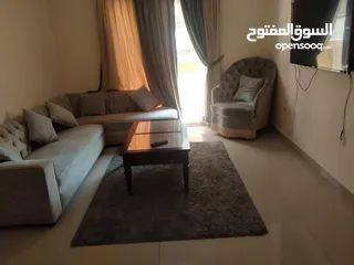  6 للإيجار الشهري شقة مفروشة غرفتين وصالة في عجمان منطقة الراشدية خلف رمادا بلاك