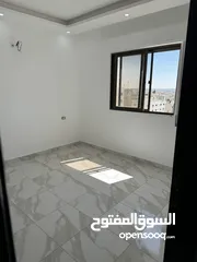  11 شقة طابق ثاني للبيع من المالك مباشرة حي الرشاد بناء جديد  عرض خاص على اخر شقة بالاسكان