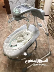  2 مستلزمات اطفال  مستعمل بحالة الوكاله