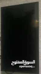  3 شاشات وثلاجة وطاولة امريكي شبه جديدة