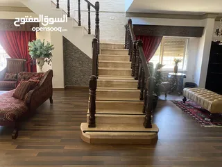  6 شقه دوبلكس مفروشه للبيع