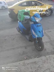  4 سكوتر هيرو 2022 125 cc الممشى 52 ألف  للبيع غير مرخص  600 دينار