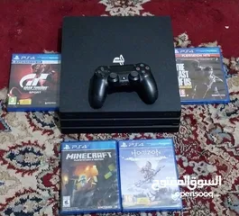  1 Ps4pro 500GB and 1 control and 4 games