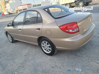  1 Kia 2004 dood condtion