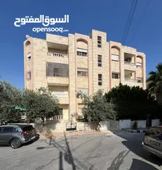  1 لقطه ضاحية الرشيد 160م طابق أول بسعر مغري جدااا من المالك مباشرة مجدده بالكامل