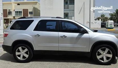  10 GMC Acadia