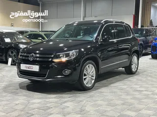  1 Volkswagen Tiguan 2.0