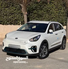  1 (قابل للبدل )كيا نيرو 2021 فل كامل ما عدا الفتحة كهرباء بالكامل