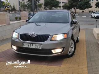  19 سكودا اوكتافيا بنزين اتوماتيك 1400تربو 150حصان فل الفل اضافات