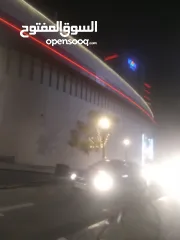  6 محل للايجار في. الطائره. علي الشارع الرئيسي مباشرة