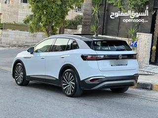  5 ‎‏VOLKSWAGEN  ID.4 X PRO  موديل 2022 فحص كامل بانوراما متحركة فُل اوبشن بحالة الوكالة للبيع