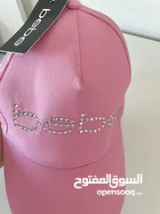  3 طاقية  جديدة new غير مستعملة سعرها قابل للتفاوض