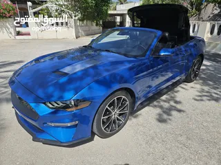  5 Mustang Black Interior, Blue Metalic Body, 2020 - 64 KM convertible