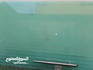  2 باب سكريد كامل مع اغراضو متر في مترين