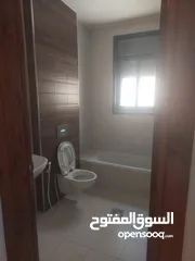  16 شقه مدخل خاض خلف مستشفى رام الله
