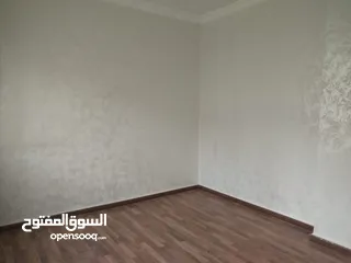  4 شقة للإيجار في دير غبار