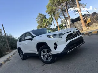  3 تويوتا RAV-4 2022 ليثيوم