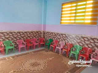  6 مبنى مخازن تجارية وروضة للبيع