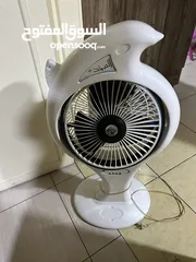  1 مروحه على شكل سمكه