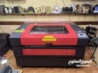  1 ماكينة cnc قص وحفر ليزر