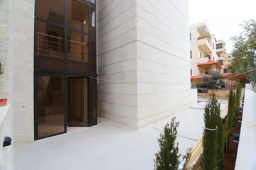  13 شقة دوبليكس مع روف باطلالة مميزة مساحة بناء 175 وتراس 45م بسعر مميز في ابو نصير