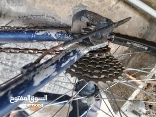  4 بسكليت للبيع