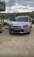  6 فورد فوكس 2013 للبيع كاش