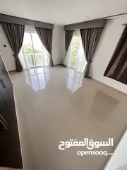  10 فيلا 6 غرف نوم للايجار في الموج- 6 bed roo s villa for rent at Almouj