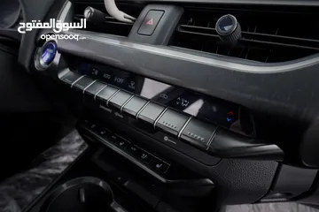  29 ‏2020 Lexus UX