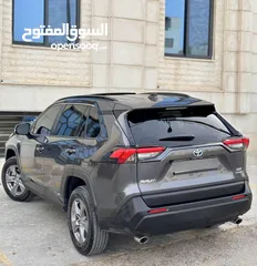  5 Toyota RAV4 XLE 2024