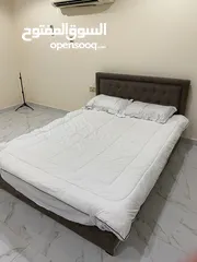  4 سرير نوم مزدوج + فرشة ( نظيف مستعمل للبيع )