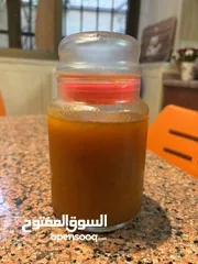  1 مربى طبيعي معمول بالبيت من شجر حديقتنا