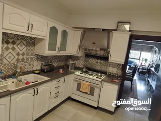  2 مطبخ للبيع مع كامل اغراضه