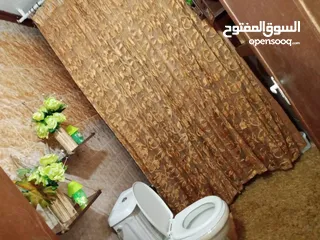  7 بيت للبيع ارضي