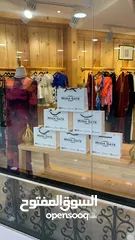  2 أخلاء بوتيك موقعه القرم Evacuating boutique located in Al-Qurm