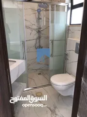  15 شقة أرضية فاخرة للبيع في الجندويل  - مقابل أسواق السلام 130م مع ترس 30م لم تسكن