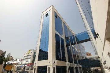  17 عيادة للإيجار من المالك جانب المستشفى التخصصي مساحة 58م (مجمع الحسيني الطبي)