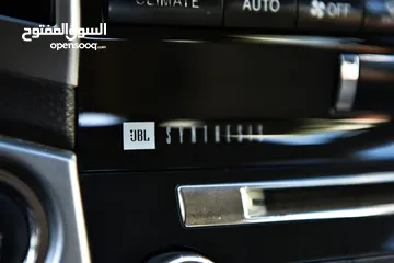  14 تويوتا لاند كروزر VX وارد الوكالة 2013