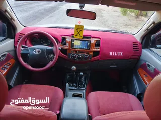  23 تويوتا هيلوكس 2012 عبد اللطيف جميل اصلي  بسعر مغررررري