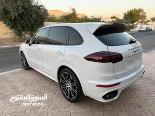  2 Porsche Cayenne Gts 2016 Gcc