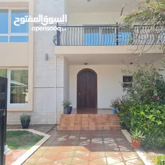  1 For Rent 4 Bhk Villa In Al Hail North   للإيجار فيلا 4 غرف نوم في الحيل الشمالية