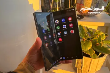  2 Samsung Galaxy z Fold 3 5G